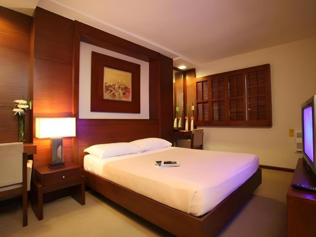 Amorsolo Mansion Hotel 마닐라 외부 사진